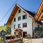 Hinterbauernhof Pferdeglueck